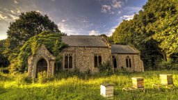 Church with gardens in need of maintenance | CMMS