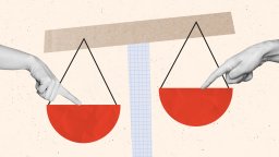scales indicating a comparison of CMMS features | Maintainly MaintainX